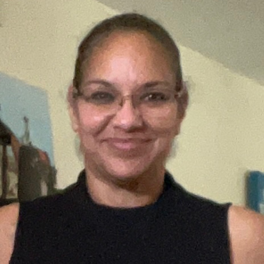 Meet your Posher, Dalia